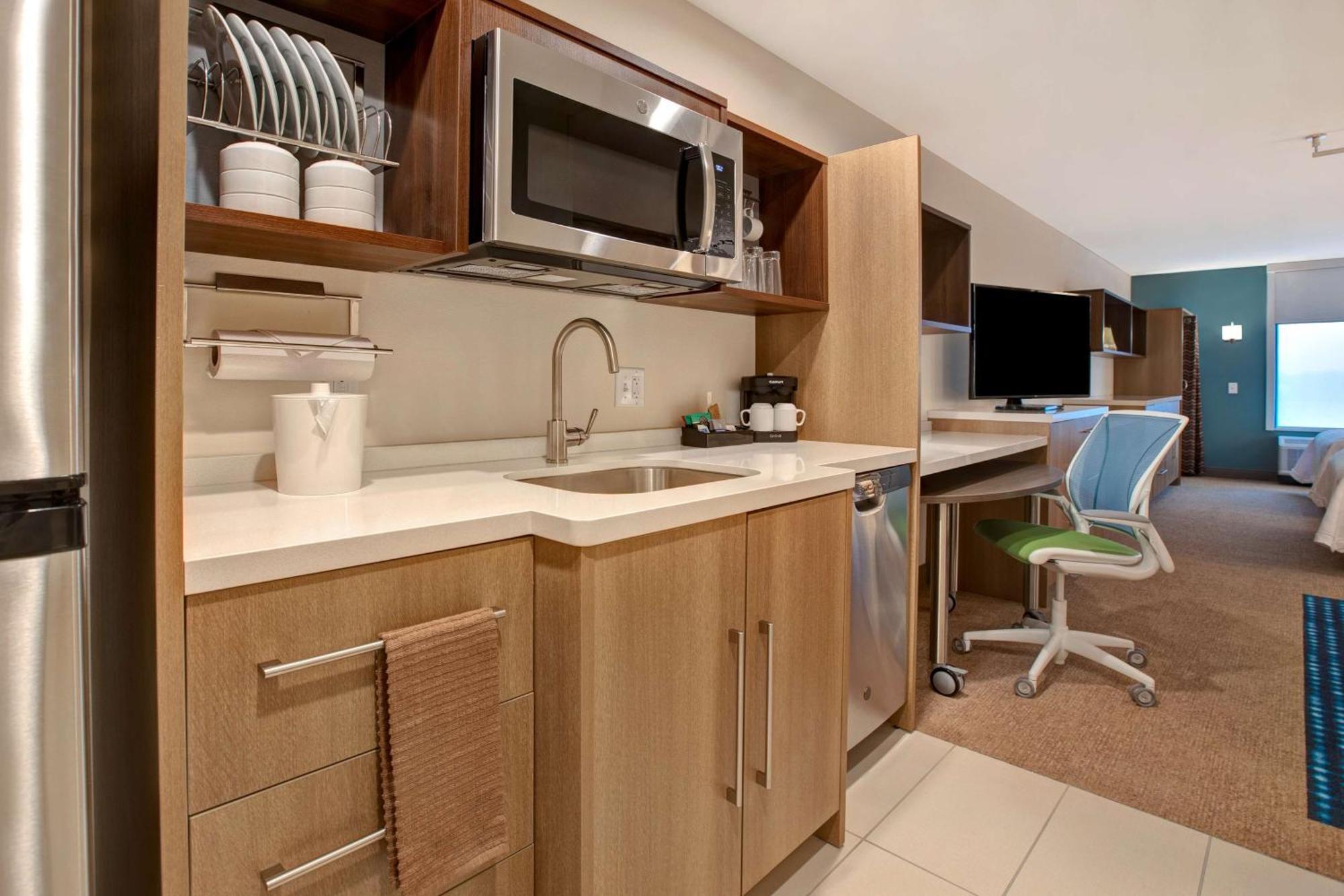 Home2 By Hilton Rockford Hotel 3*