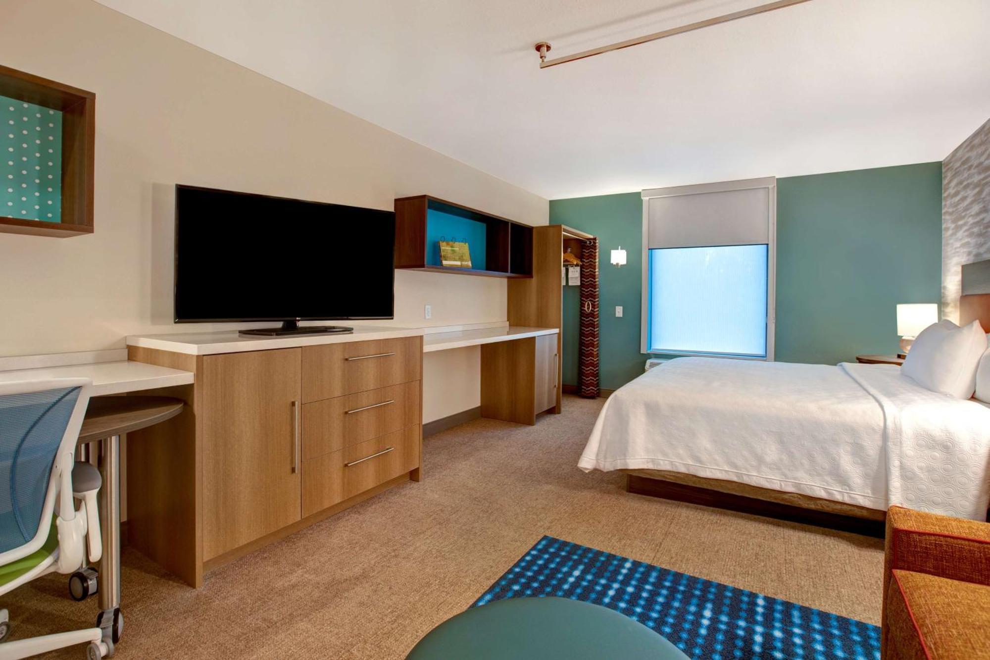 Hotel Home2 By Hilton Rockford